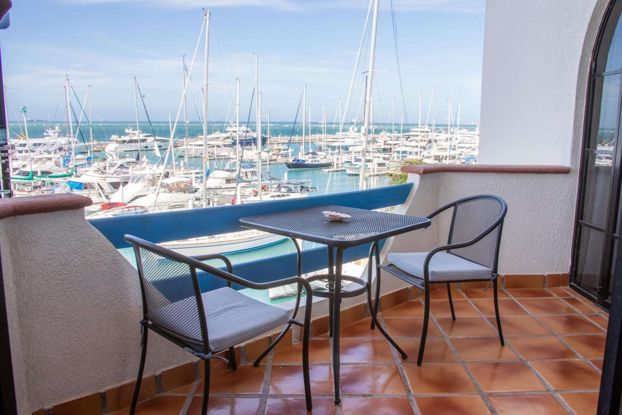 The Westmarine Waterfront Hotel La Paz Bagian luar foto