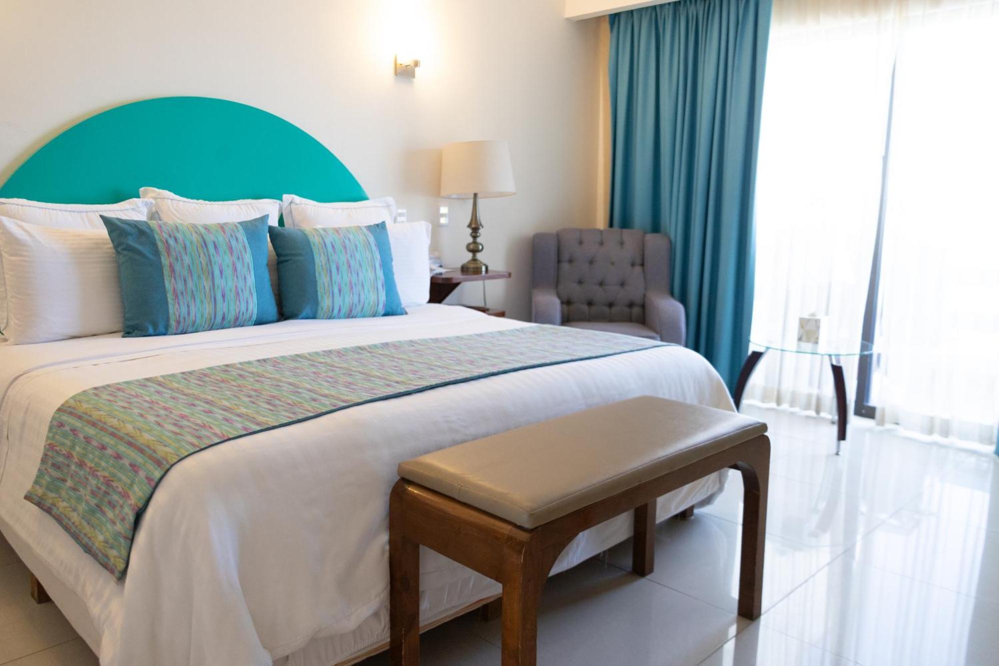 The Westmarine Waterfront Hotel La Paz Bagian luar foto