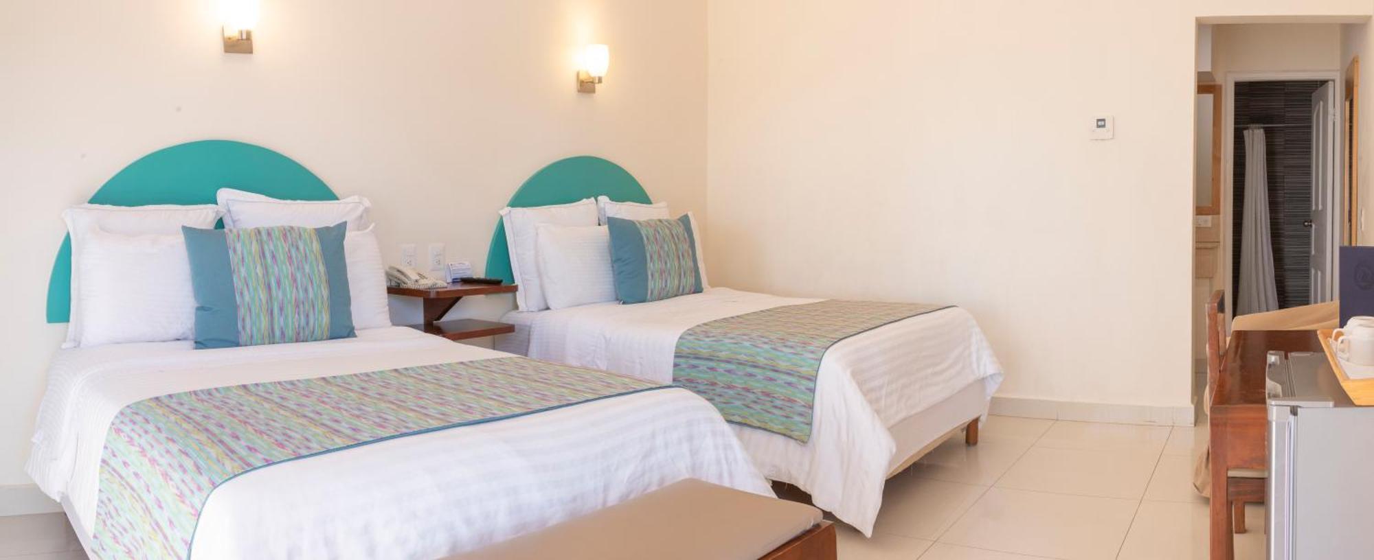 The Westmarine Waterfront Hotel La Paz Bagian luar foto